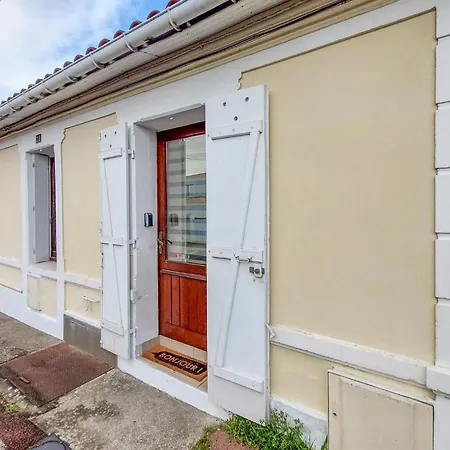 Charmante Maison Proche Будинок відпочинку Руаян