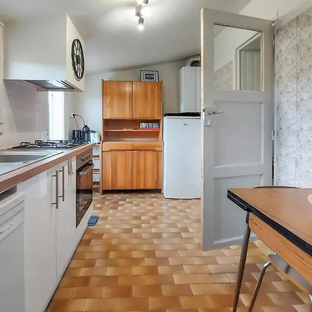 Charmante Maison Proche Будинок відпочинку Руаян