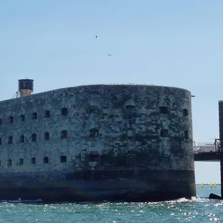 펜션 Charmante Maison Proche 로양