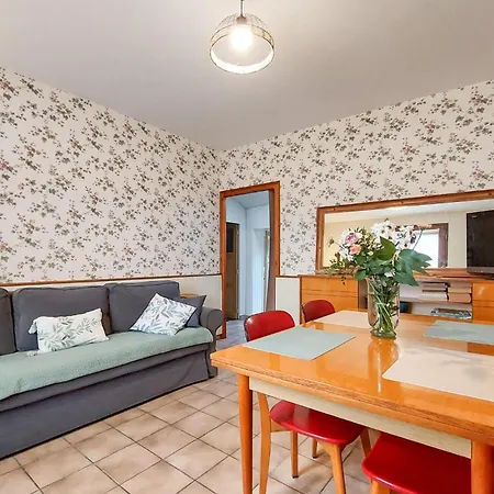 Holiday home Charmante Maison Proche