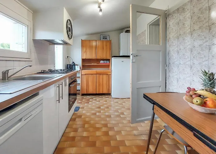 Charmante Maison Proche Будинок відпочинку Руаян