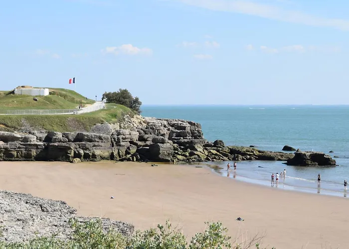 Charmante Maison Proche Будинок відпочинку